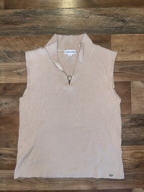 Calvin Klein Ribbed Sleeveless Zip Mock Neck Top - Beige size Large